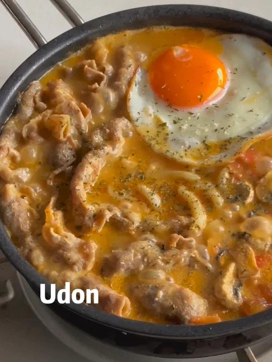 番茄肥牛咖喱乌冬面酸甜浓汤咕嘟咕嘟