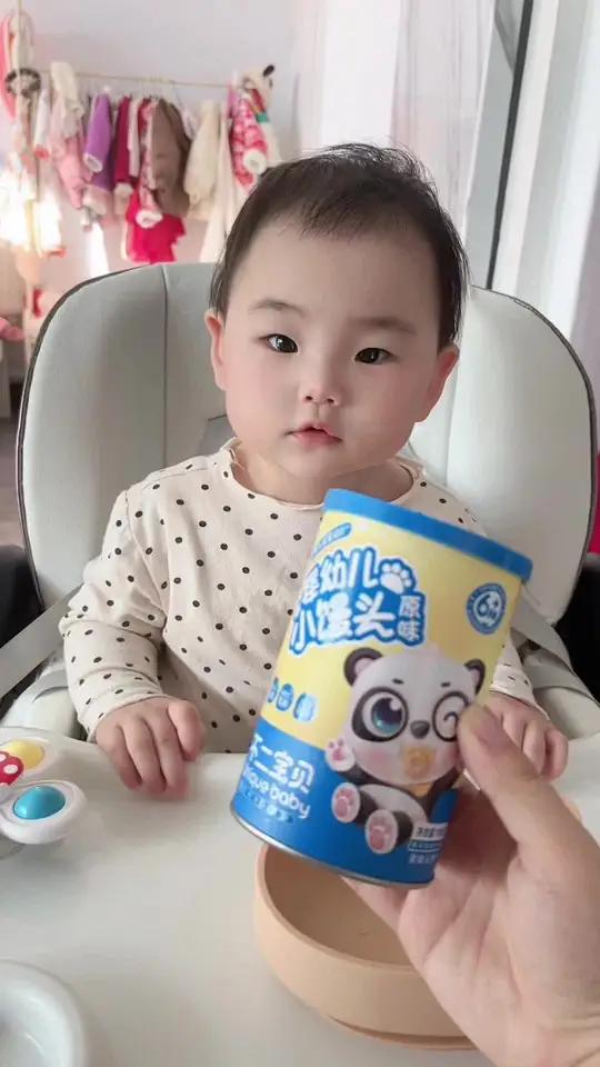 11个月的宝宝懂得分享 妈妈很欣慰宝宝爱吃不二宝贝小馒头小馒头婴儿零食入口即化婴儿小馒头零