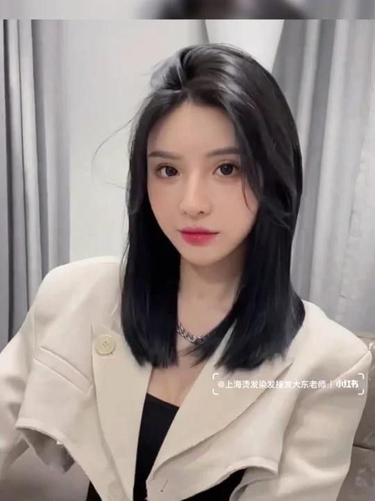 搭肩锁骨发 锁骨发 冬季女生中短发发型齐肩减龄显气质款 2022女生。中短发发型齐肩发型锁