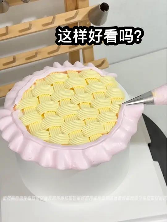生日蛋糕裱花教程 人气蛋糕推荐 来学做个卡通蛋糕吧 蛋糕