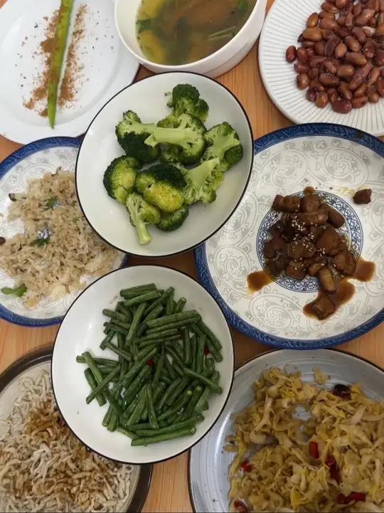 天用一大口五花肉做了八菜一汤,生活美滋滋!学会快去试试吧我的厨房日记家常菜今天吃什么
