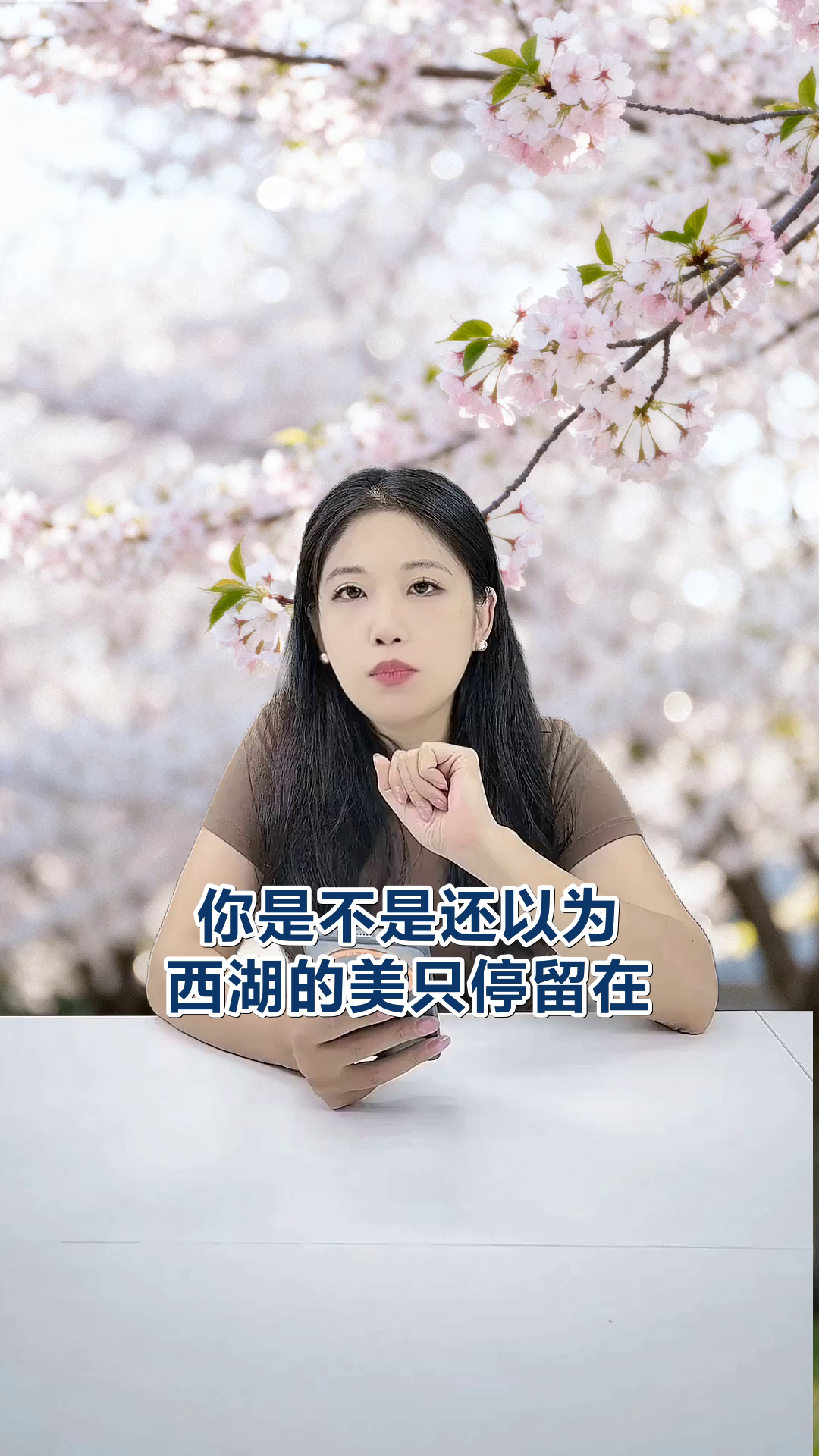 西湖夜景绝了!湖光山色别样美