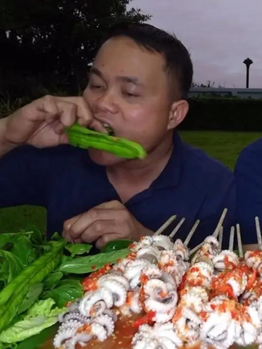 巨大四棱豆新鲜剁椒凉拌小八爪鱼串串 泰国大叔泰国美食内容启发搜索种草激励计划全民任务