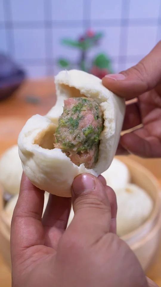 荠菜包子