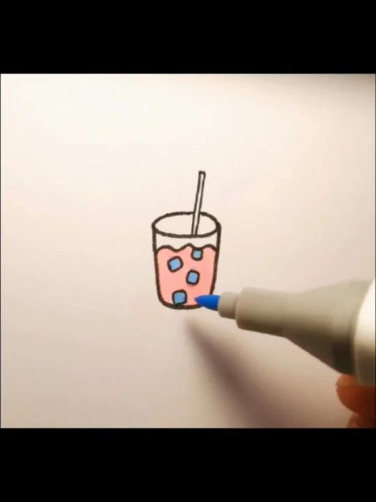喝奶茶会发胖么?那就画被奶茶吧～