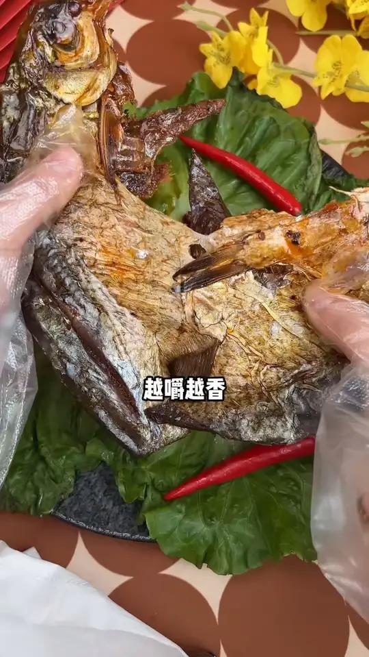 湖南特产手撕酱板鱼 酱板鱼湖南特产岳阳特产梦尝君这款酱板鱼非常有嚼劲真的越吃越过瘾
