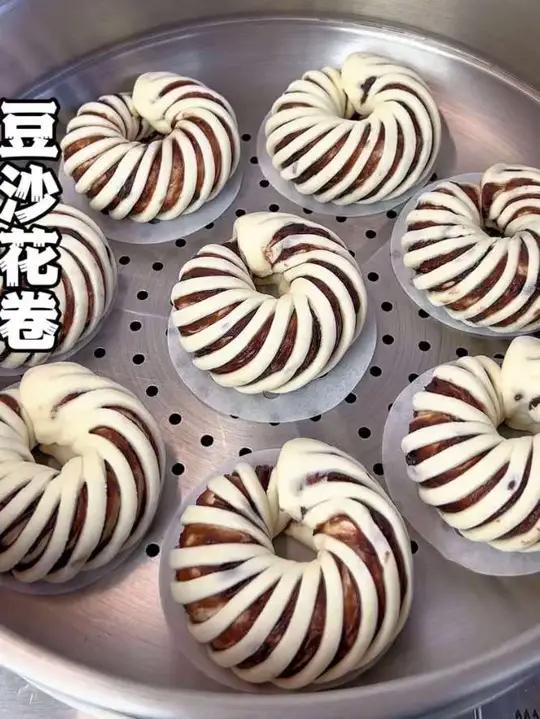 做法一看就会！松软香甜 好看又好吃#豆沙花卷#花样馒头#面食教程#面点分享