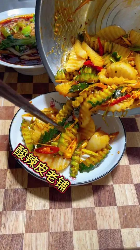 冬天过年再冷,陕西坐席少不了的八大凉菜,酸辣皮老铺,简单又方便