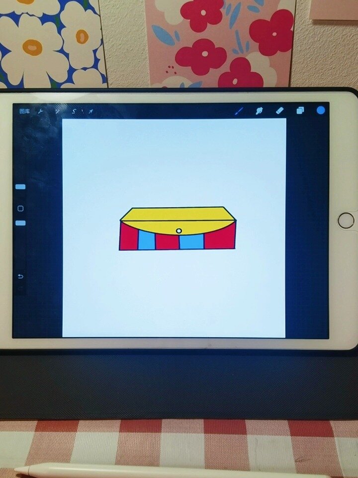 儿童创意简笔画《文具盒》适合幼儿园小学生