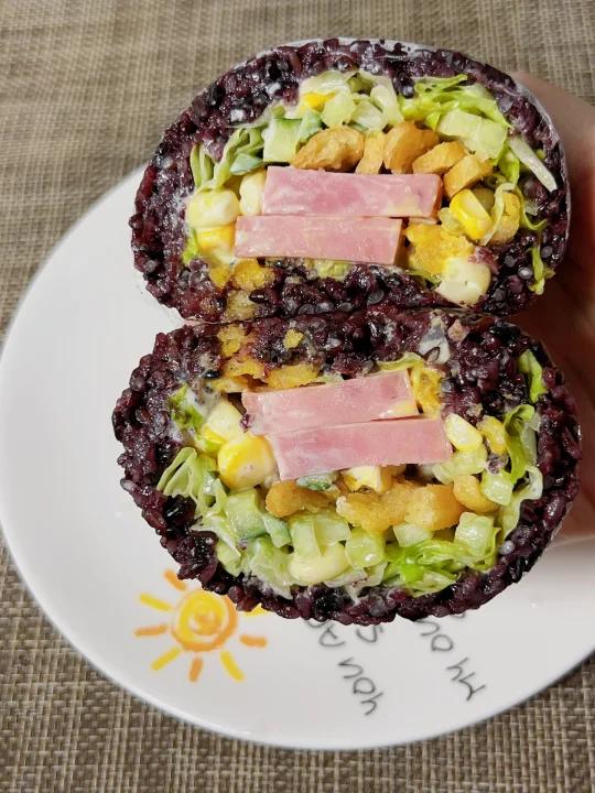 自制紫米饭团做法分享