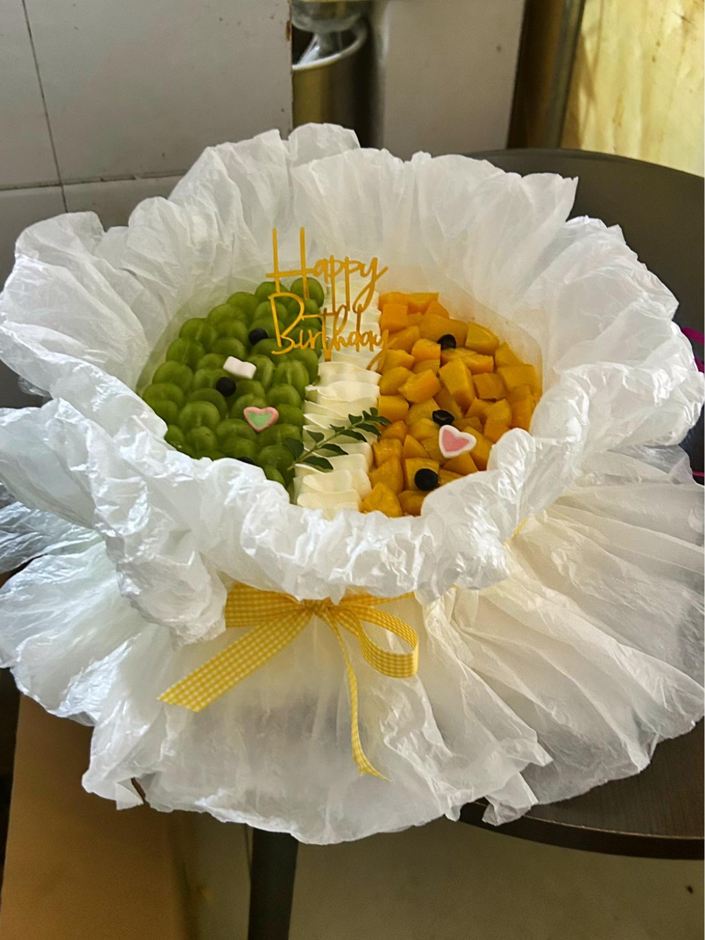能安慰我的从来不是什么大道理,而是一块小小的蛋糕。红丝绒蛋糕寓意为,展开你的外衣,露出有趣