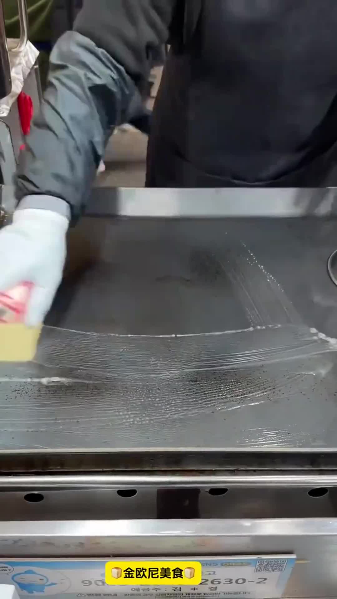 街头小吃新宠儿:吐司面包!