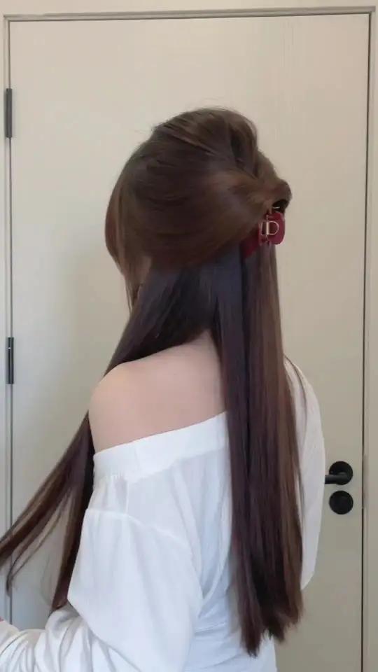 细软塌超爱扎的蓬松高颅半扎发!#高颅顶半扎发 #鲨鱼夹怎么扎 #气质蓬松发型 #简单又好看