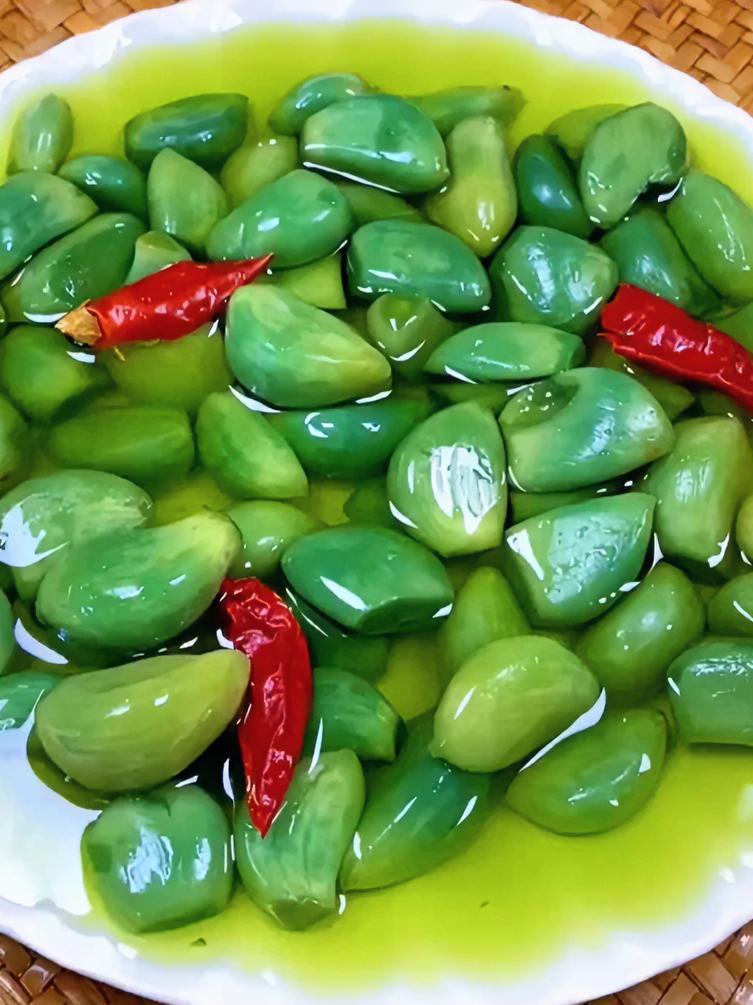 腊八蒜 太好吃了 开胃菜 下饭菜 好吃到停不下来