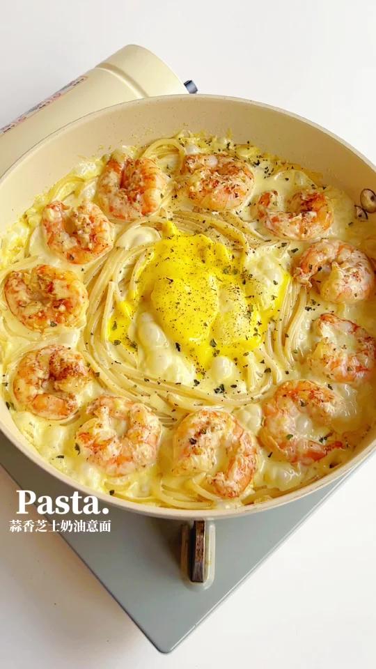 0失败蒜香芝士奶油意面奶香浓郁巨好吃