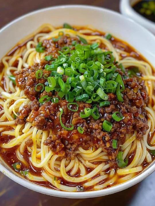 月子中心招牌主食，花式面条炒鸡绝！