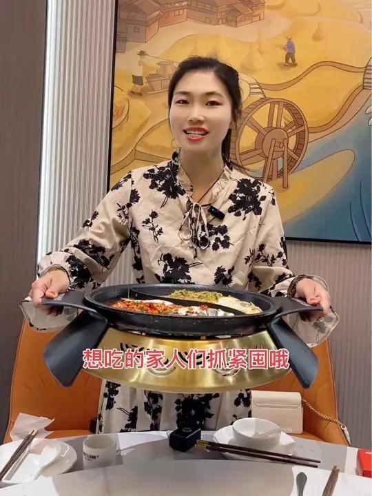 悄悄告诉你们,阿瓦山寨出新套餐了,想吃的可以来尝尝了,他们家的厨师还是湖南来的!同城好店推
