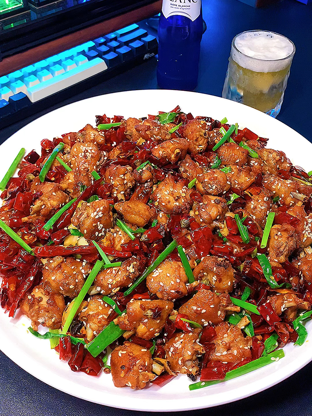 辣子鸡的家常做法,麻辣味浓,外酥里嫩,暴赞