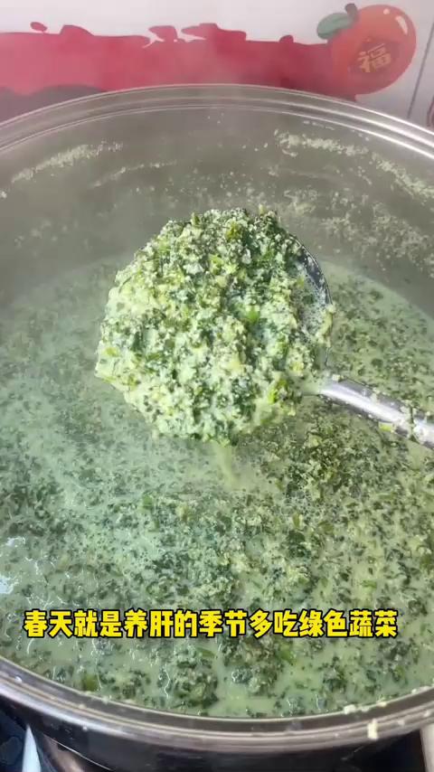 春天苔菜小豆腐必不可少，营养丰富，今天我当摄影师不用做饭