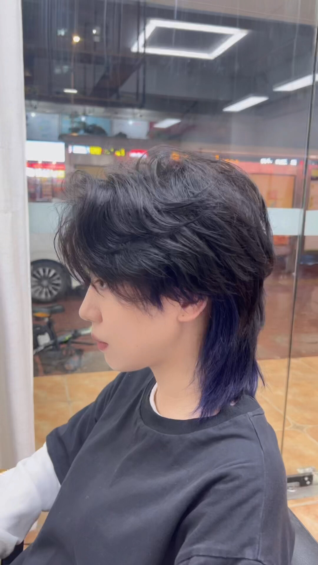 鲤鱼头女生发型