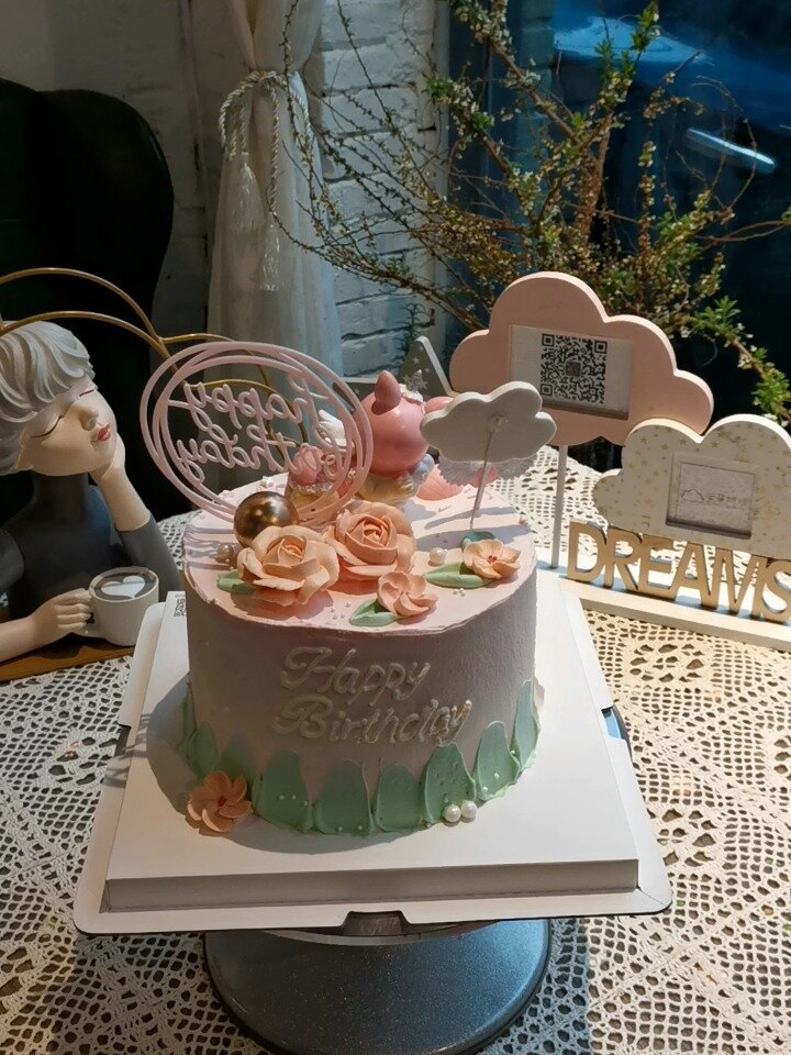 妈妈和女儿同一天生日,双面款蛋糕