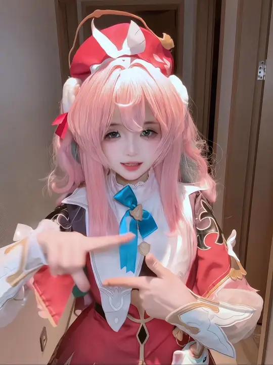 草莓蛋糕 cos崩坏星穹铁道风堇绫天生丝滑