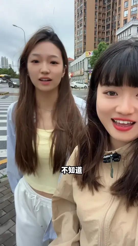 表妹难得来 请她吃长沙特色龙虾宴