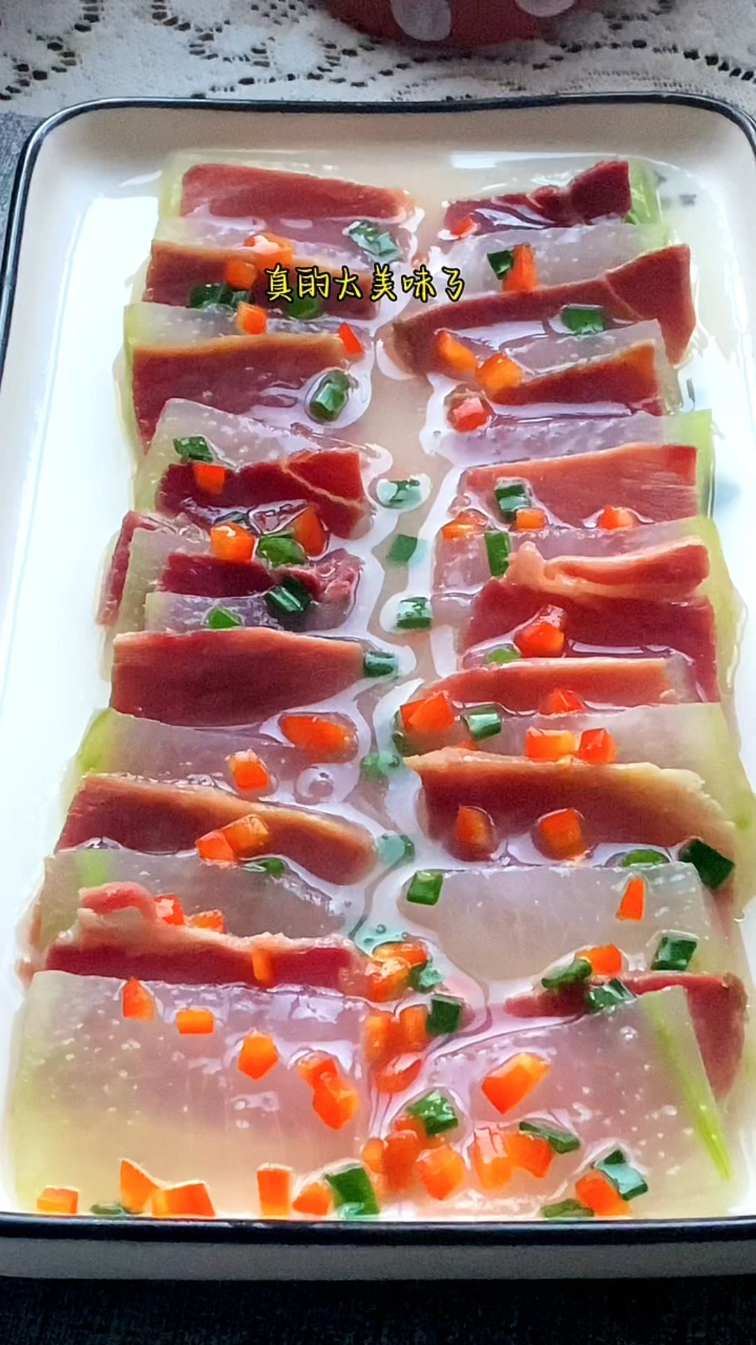 冬瓜蒸火腿是我们家经常做的一道菜