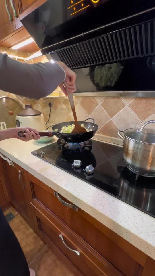 都是厨房全能王，微蒸烤一体机类型怎么选