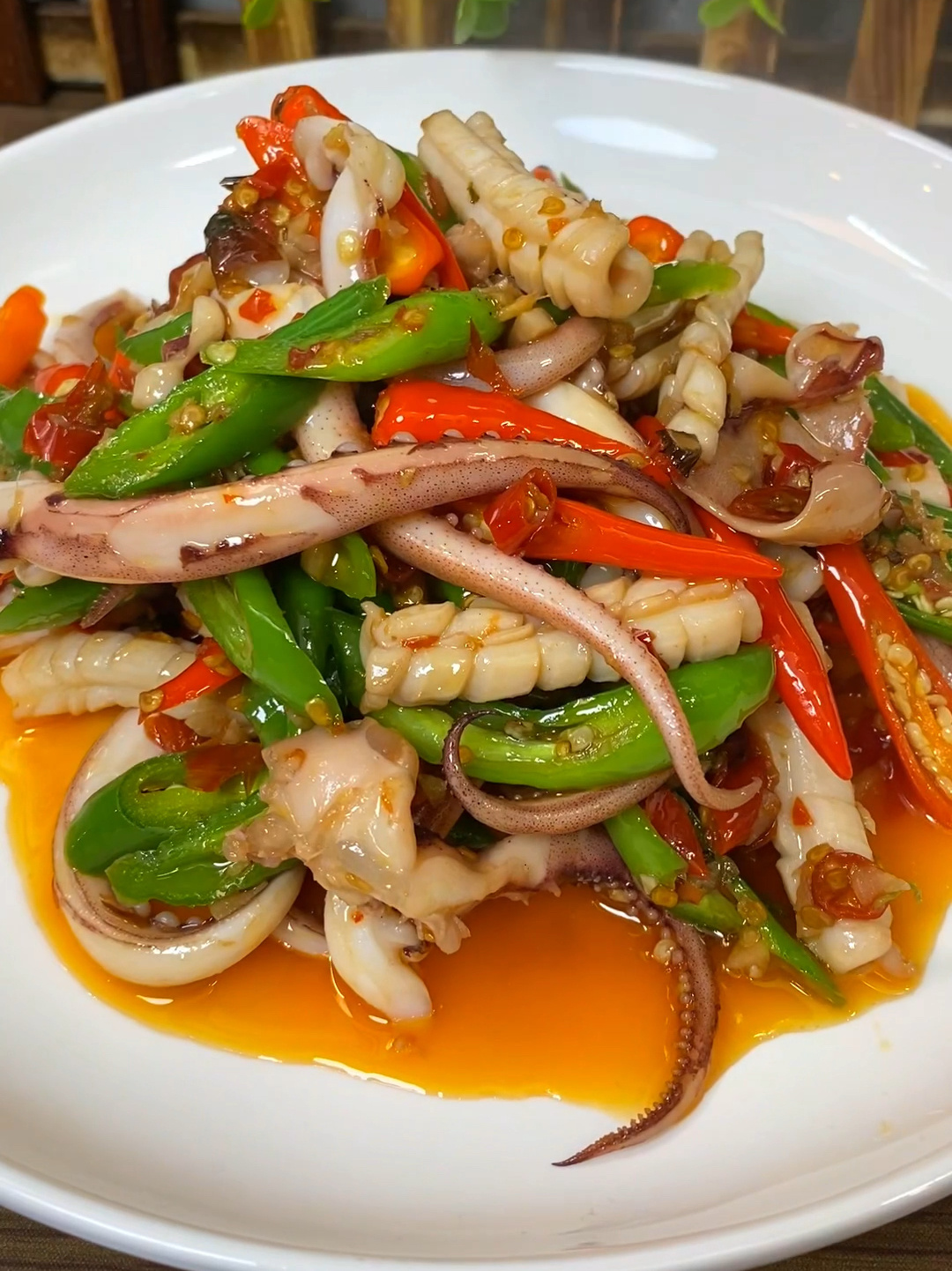 鱿鱼买回家不要只会白灼了、试试火爆鱿鱼须