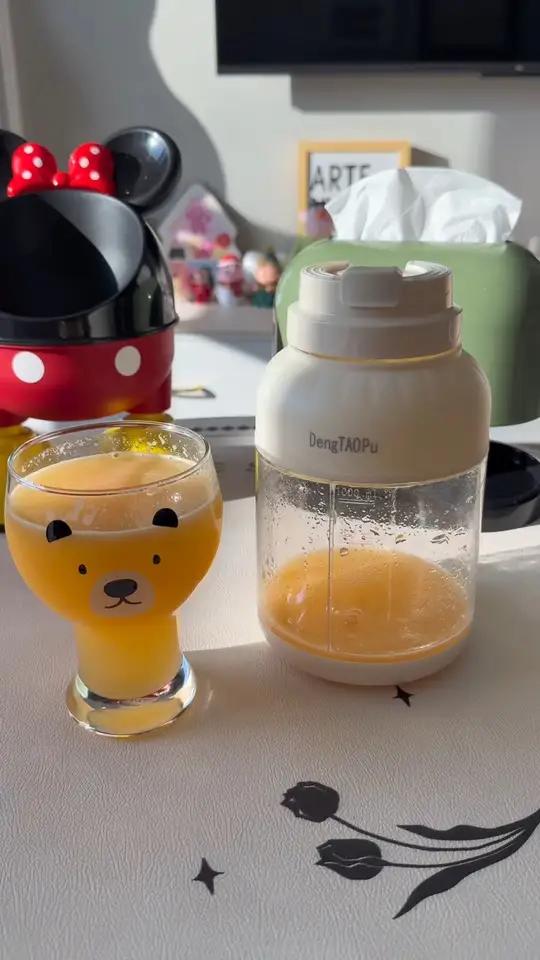 哈哈 有了这个吨吨桶榨汁杯再也不用点奶茶了 在家就能实现奶茶果汁自由啦