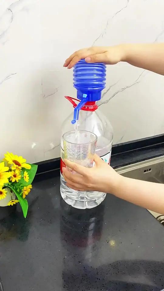 手压式抽水器纯净水桶出水手动压水器大桶饮水机家用桶装水矿泉水