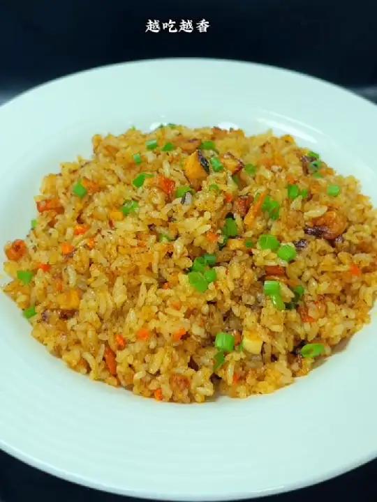 鲍鱼酱海鲜炒饭 夏日解暑美食大赏 下饭神器 海鲜炒饭