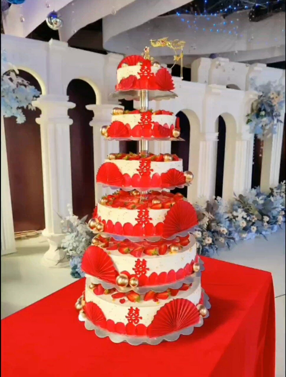 6层多层婚礼蛋糕