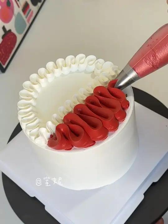 生日蛋糕裱花教程 人气蛋糕推荐 圣诞节蛋糕 视频同款左下角