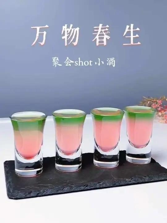 春日微醺“万物春生”聚会氛围感拉满的shot小酒 酸甜清爽的口感,微醺不烈,很适合和朋友围