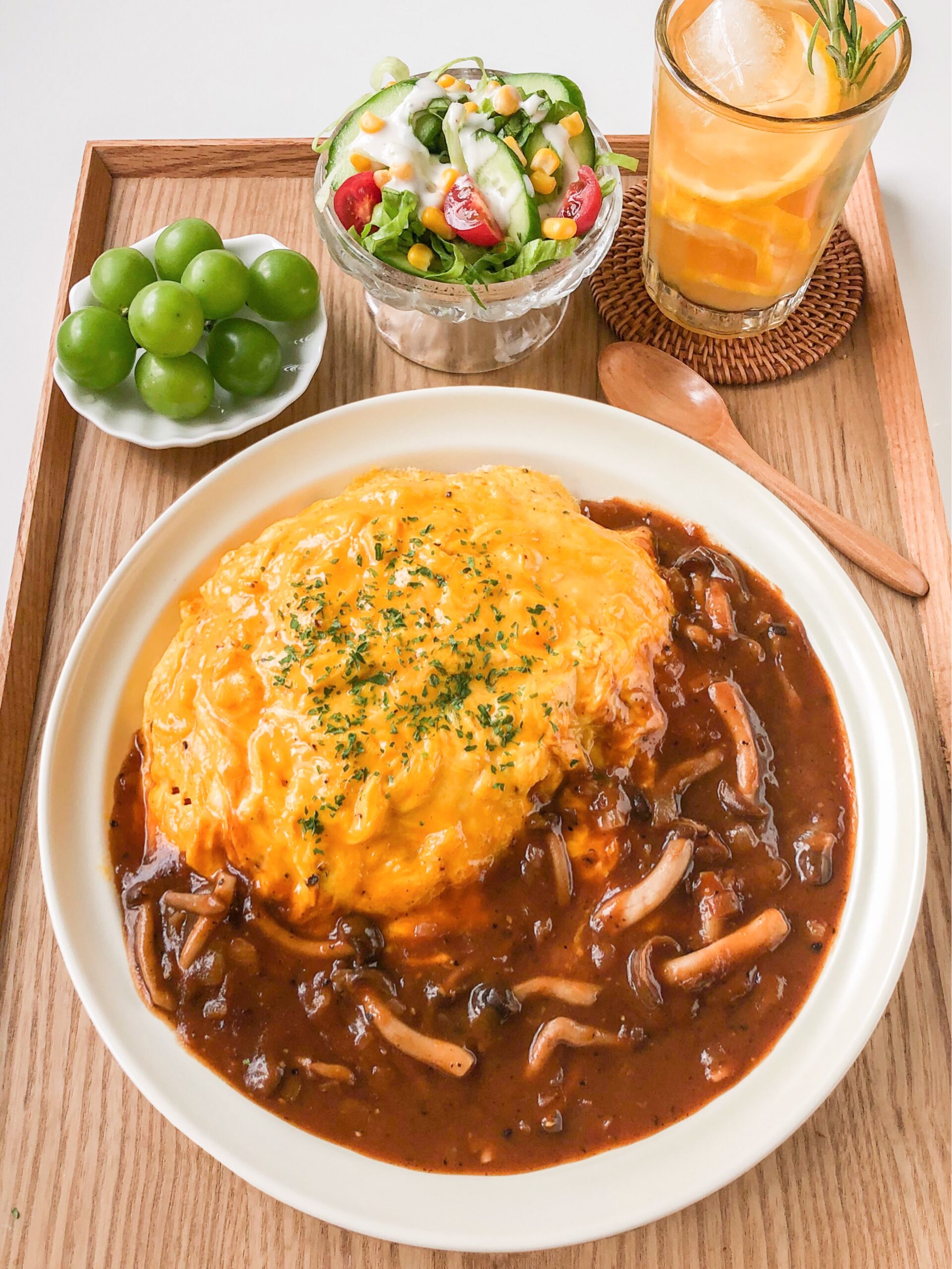 给ta的晚餐简易版日式流心蛋包饭&蘑菇酱