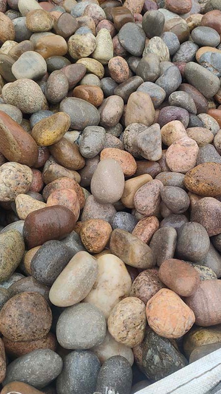 人工挑拣鹅卵石3-5cm的灰色鹅卵石