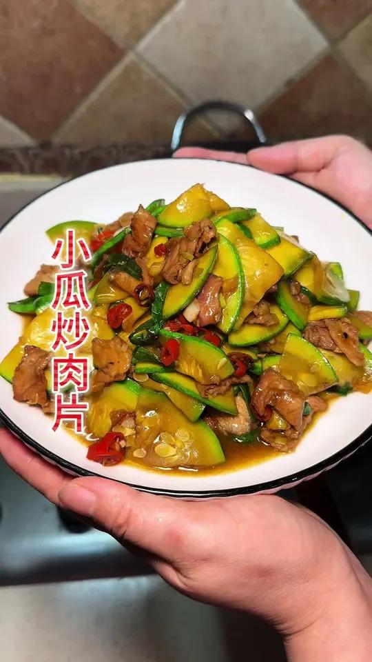 小瓜别只煮着吃了,这样炒或是小瓜炒鸡蛋也很好吃 家常菜 好吃到停不下来 戒不掉的贵州味道 