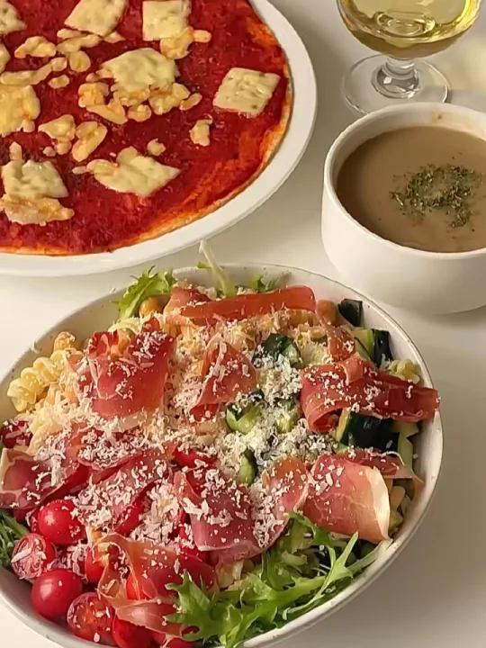 简单地中海料理意面沙拉&披萨&蘑菇浓汤