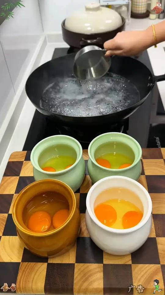 这个隔水小瓦罐真的太实用了 不用炒菜 没有油烟 简简单单 又菜又汤又有饭