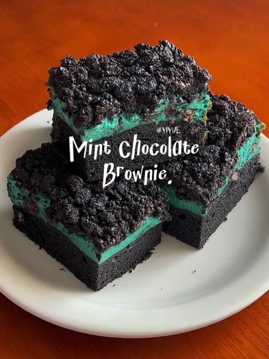 薄荷芝士布朗尼蛋糕绵密丝滑 清爽不腻
