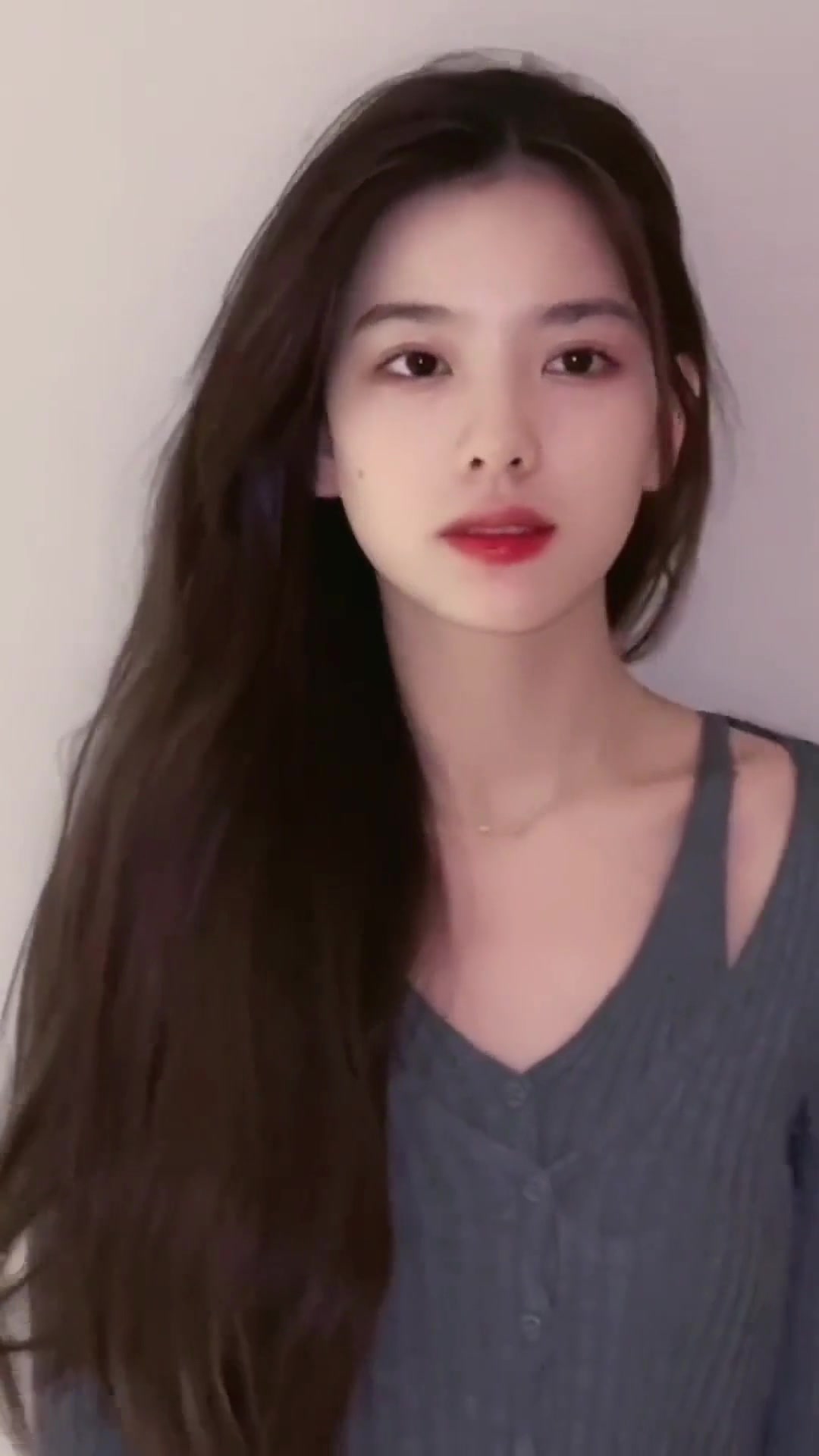 没人疼,没人爱,我是一颗小白菜
