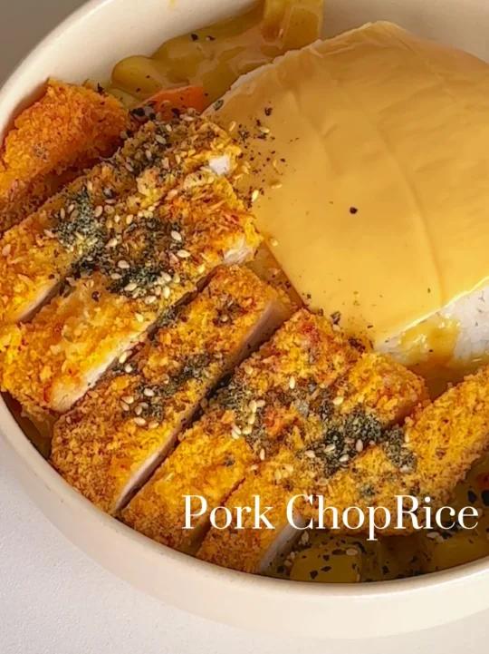 酥脆美味咖喱猪排芝士饭一不小心吃撑了