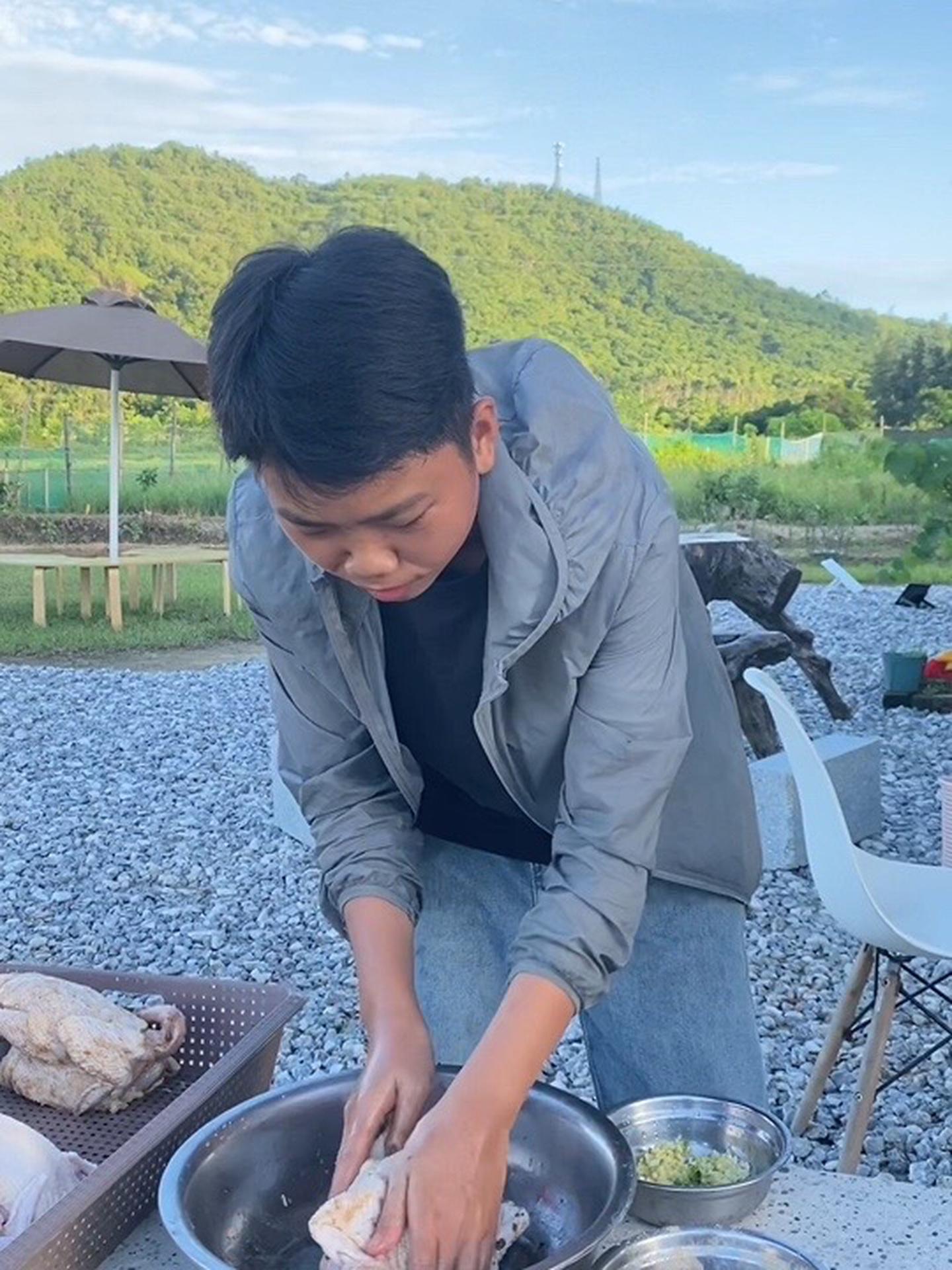 记录真实生活 新农人计划2023 我的乡村生活 农村散养土鸡 农村美食 农园秘制古法窑鸡,