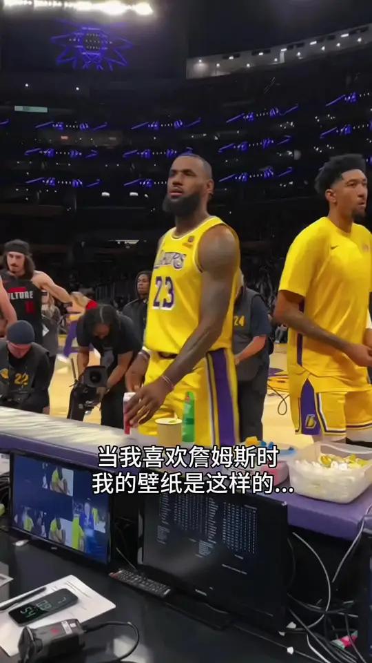 可以看看你们的手机壁纸吗