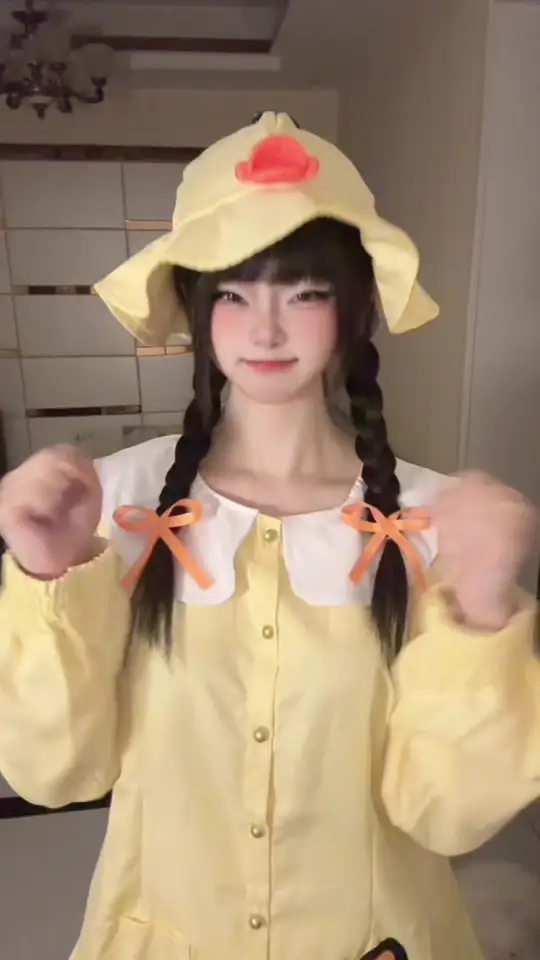 激萌小黄鸭版雷霆手势舞