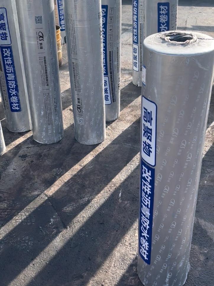 借晴好天气,全力攻坚楼顶防水工程!专业防水 SBS火烧防水卷材 SBS火烧 施工现场实拍 