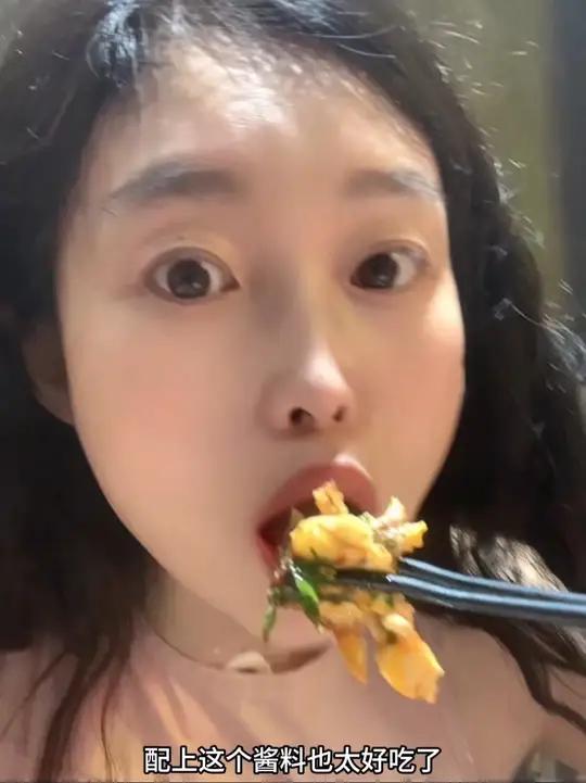 鲜鱼火锅就吃江鱼荷火锅