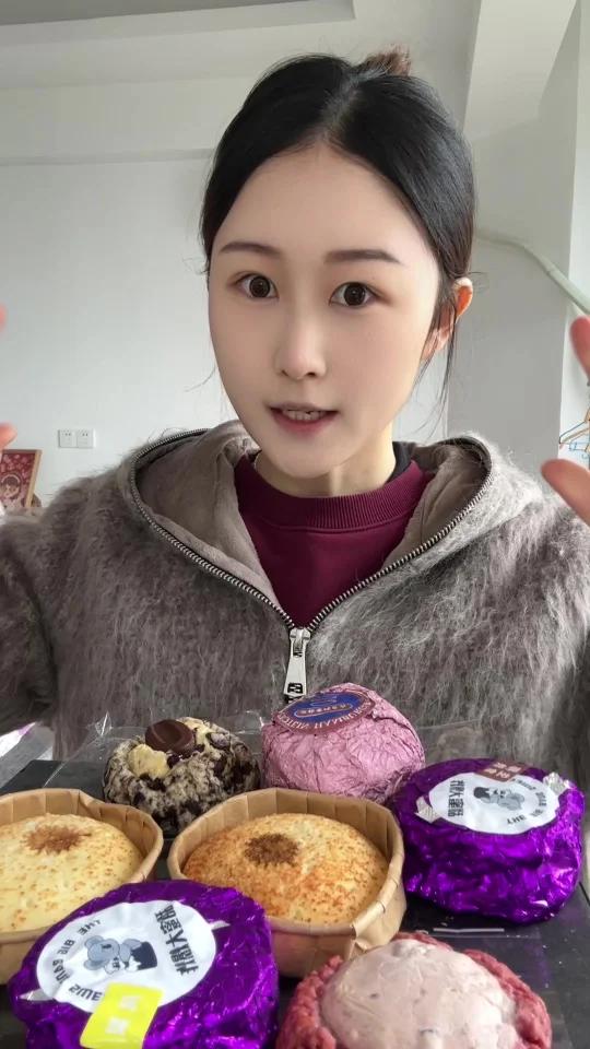 谁懂脆吨吨的快乐……吃腻了面包就吃点零食吧